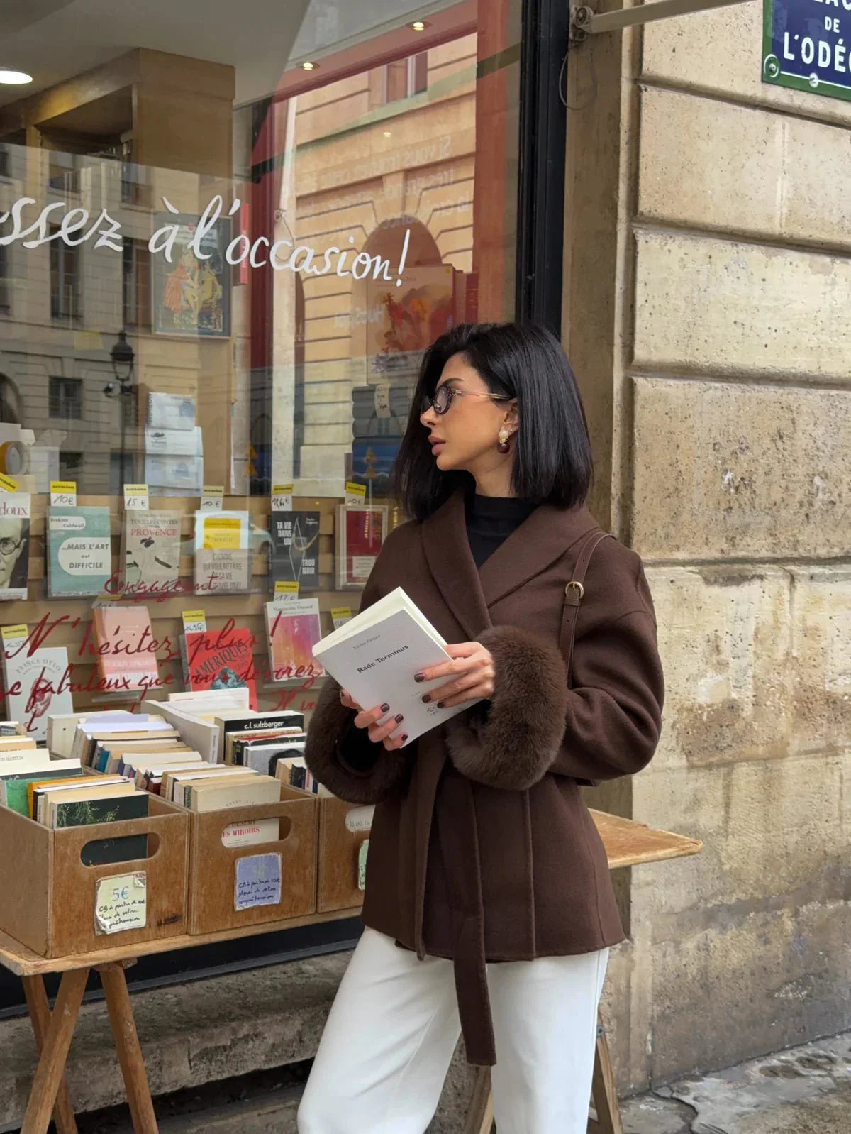 Zarif Yün Dokulu Ceket