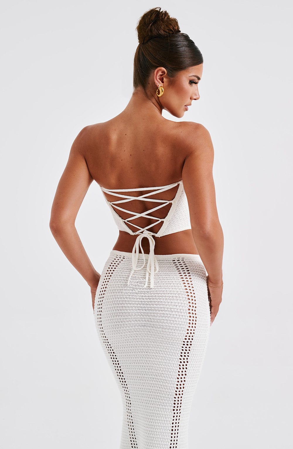 Carly Korse – Beyaz